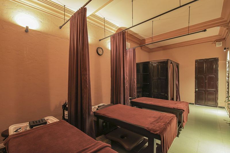 Phòng gội đầu dưỡng sinh hai giường tại spa Tân Bình